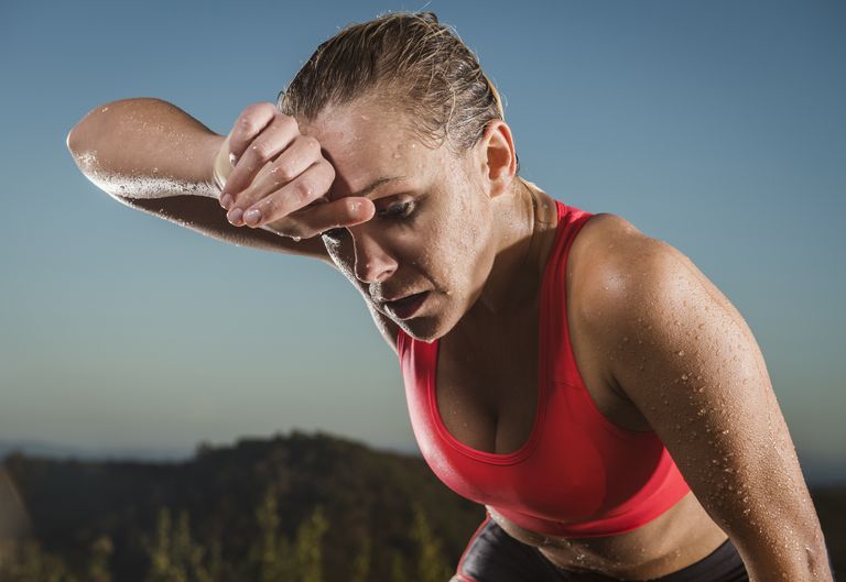 ¿Por qué sudo tanto cuando corro? Toda la verdad sobre el sudor excesivo y el deporte